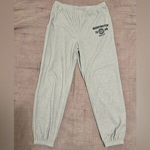 Seattle Washington Graphic Print Maternity Sweatpants in Size Small